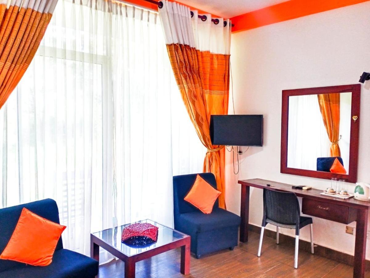 Bridge Hotel Negombo Kimbulapitiya Экстерьер фото