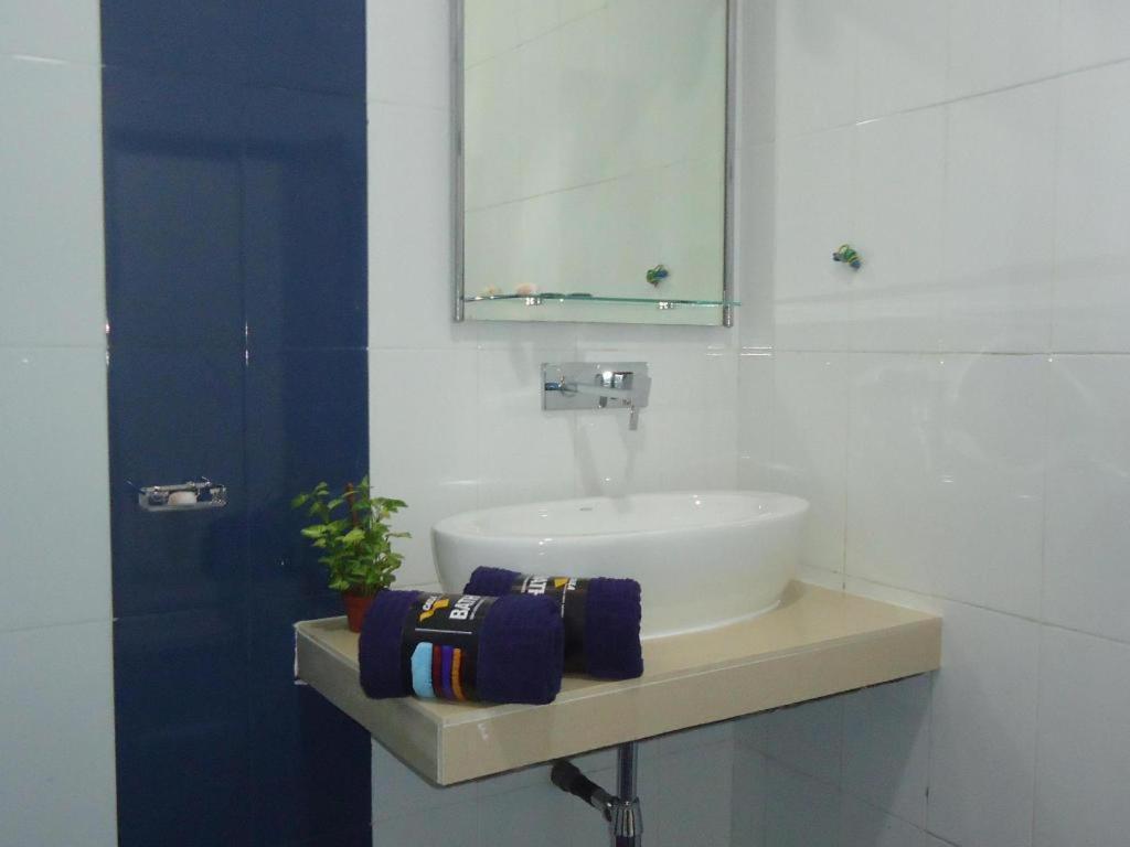 Bridge Hotel Negombo Kimbulapitiya Экстерьер фото