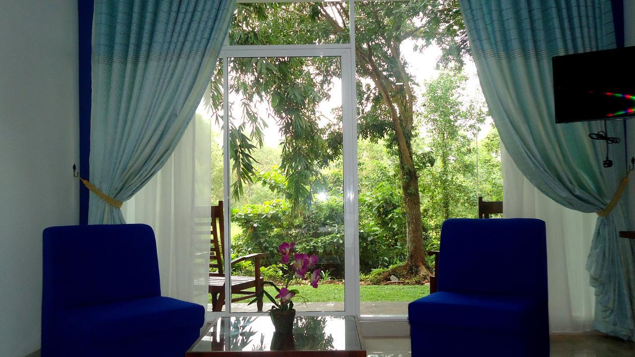 Bridge Hotel Negombo Kimbulapitiya Экстерьер фото