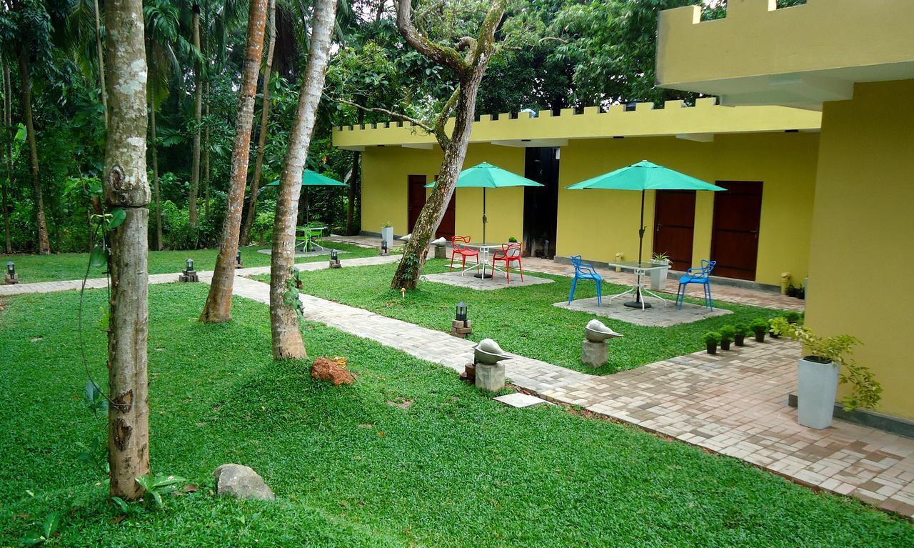 Bridge Hotel Negombo Kimbulapitiya Экстерьер фото