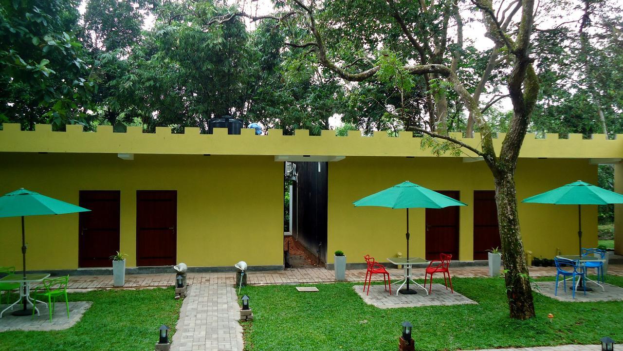 Bridge Hotel Negombo Kimbulapitiya Экстерьер фото