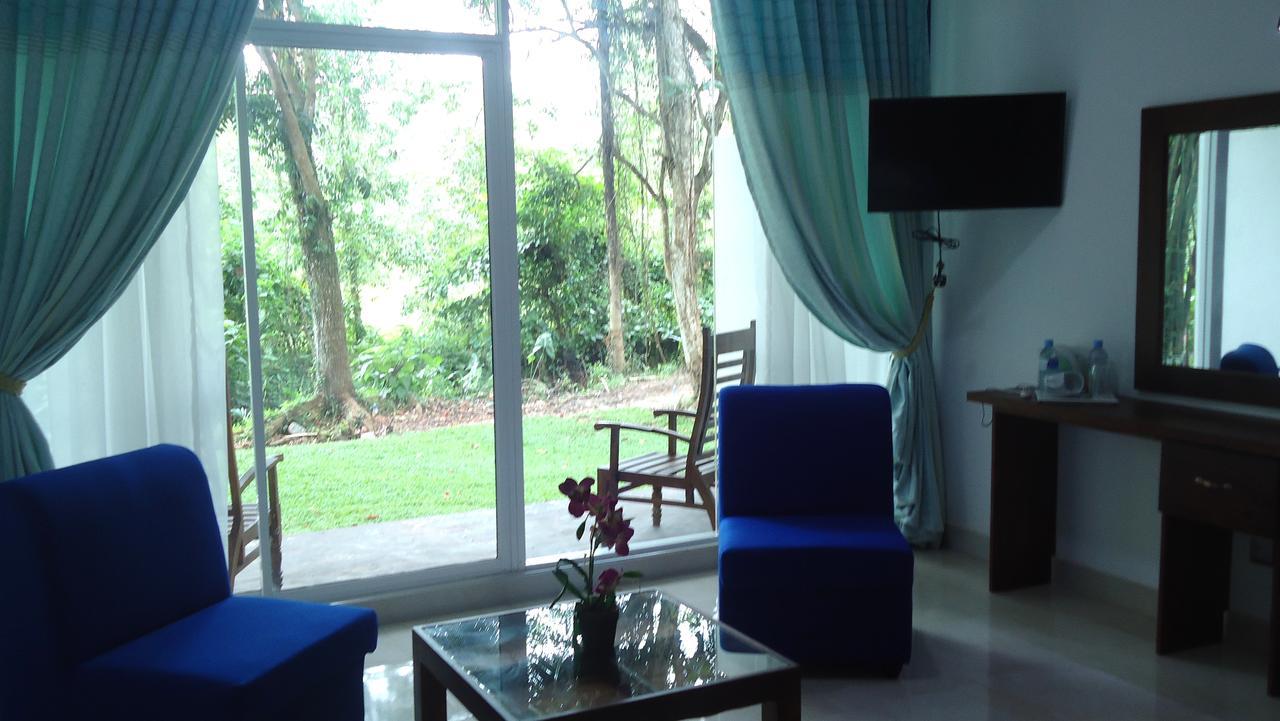 Bridge Hotel Negombo Kimbulapitiya Экстерьер фото