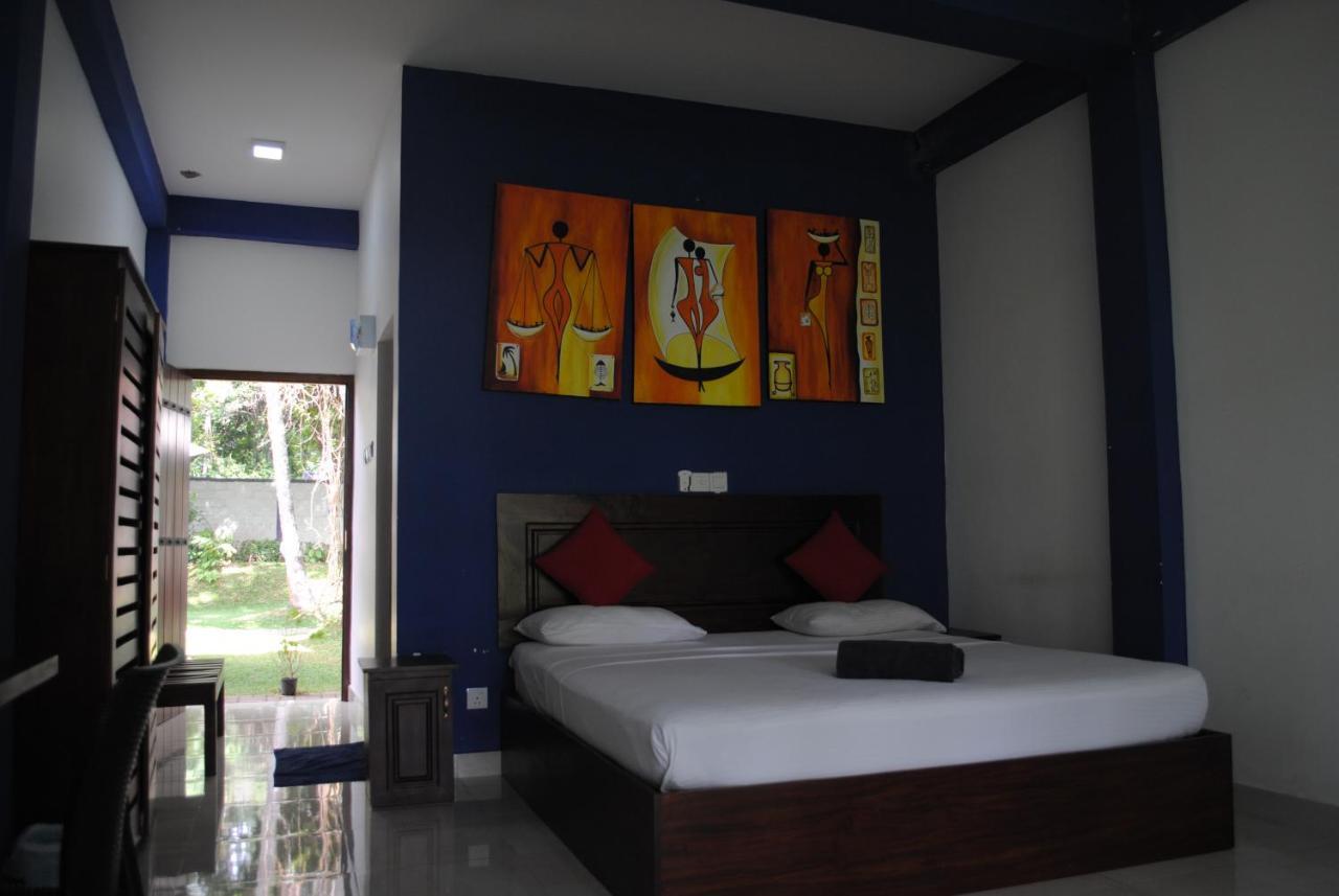 Bridge Hotel Negombo Kimbulapitiya Экстерьер фото
